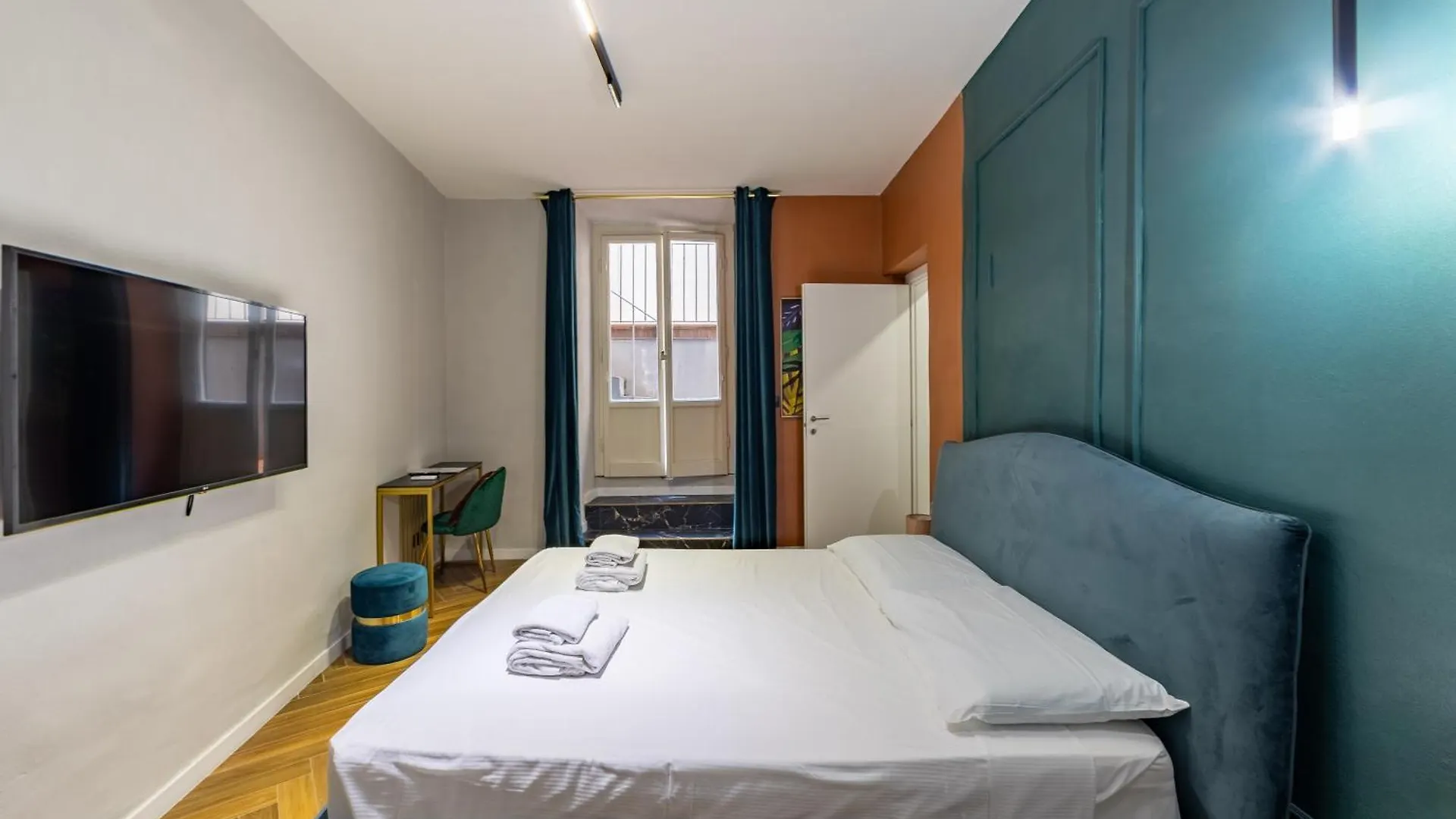 Room Eleven Floransa 0*,