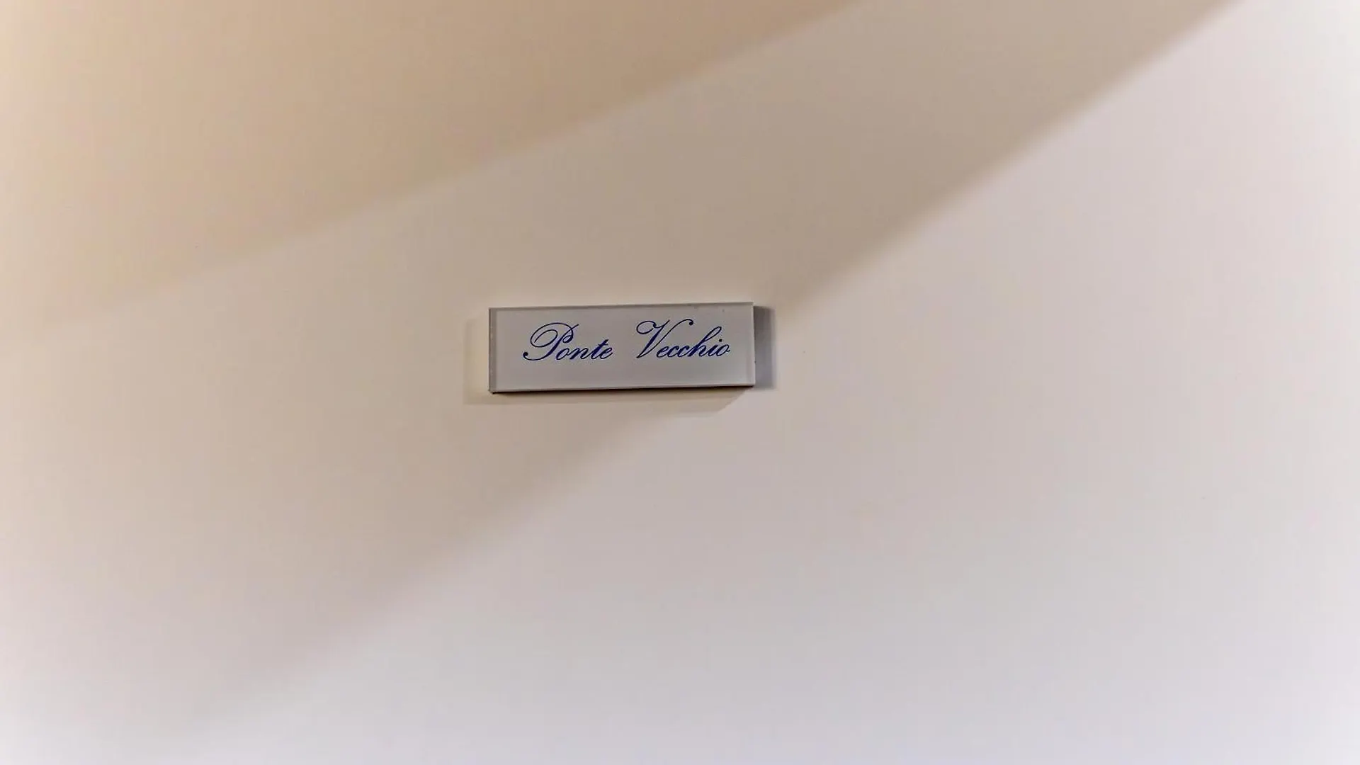 Room Eleven Φλωρεντία