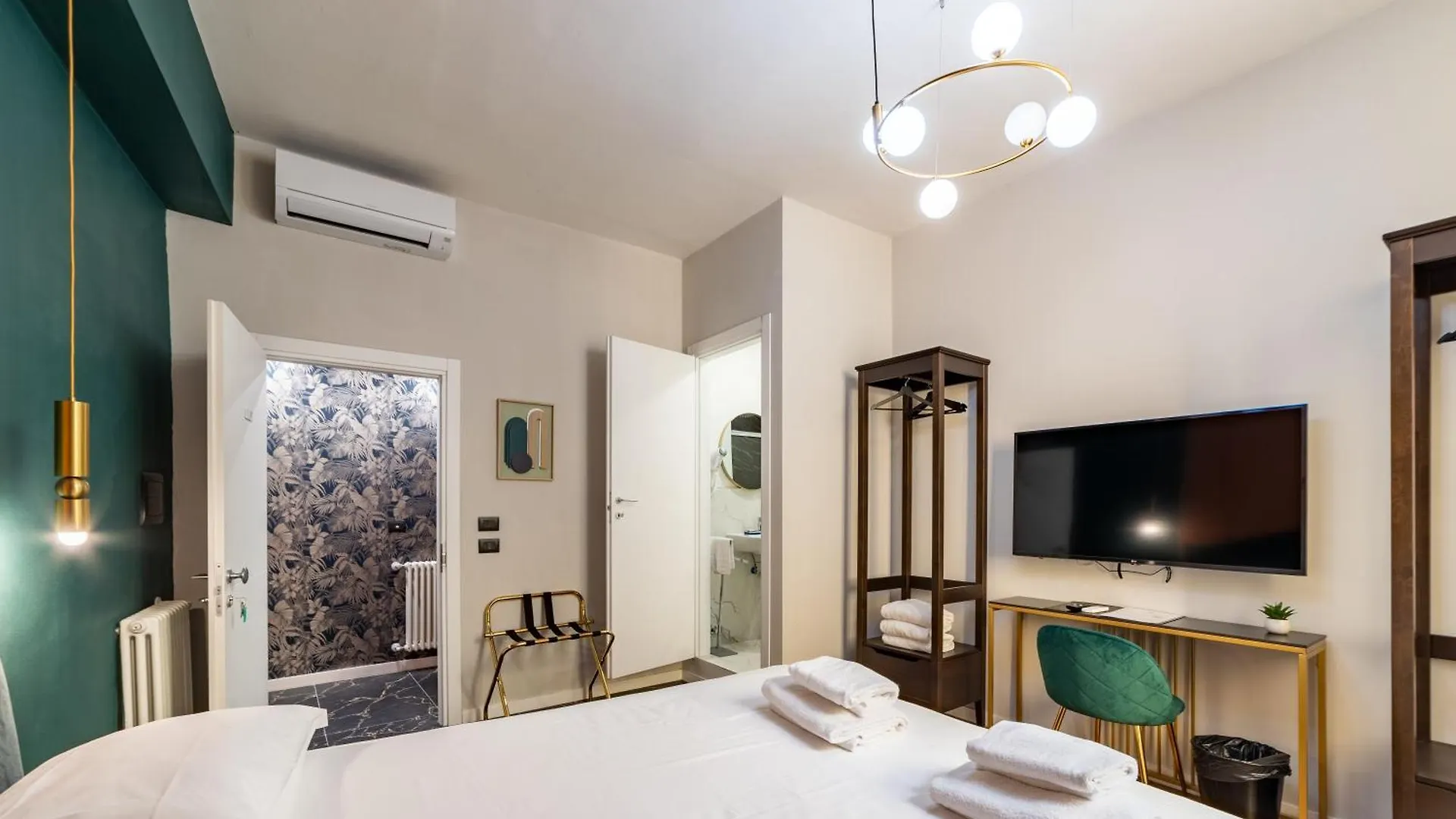 Room Eleven Florence Italy